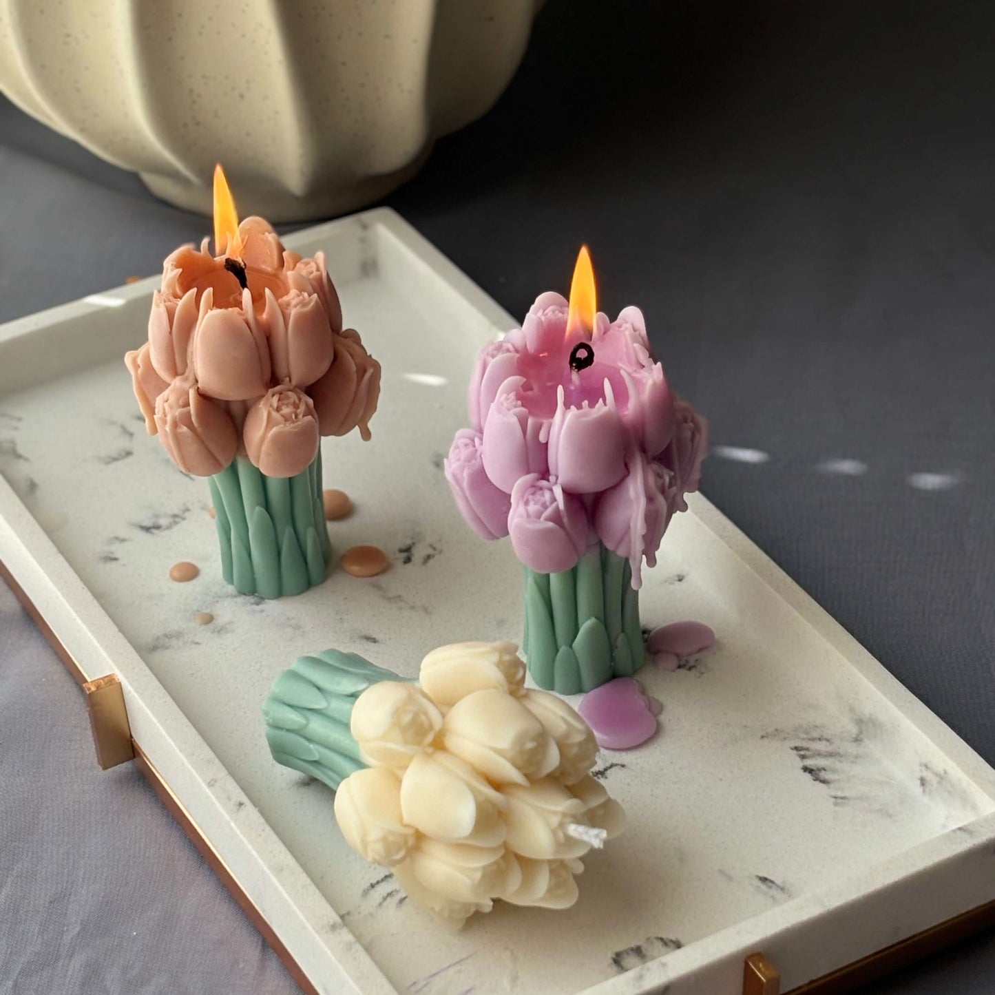TULIP BOUQUET CANDLE