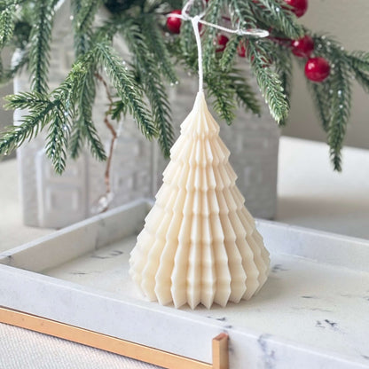 RIBBED CHRISTMAS TREE