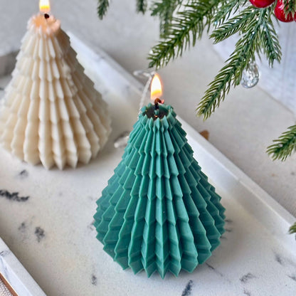 RIBBED CHRISTMAS TREE