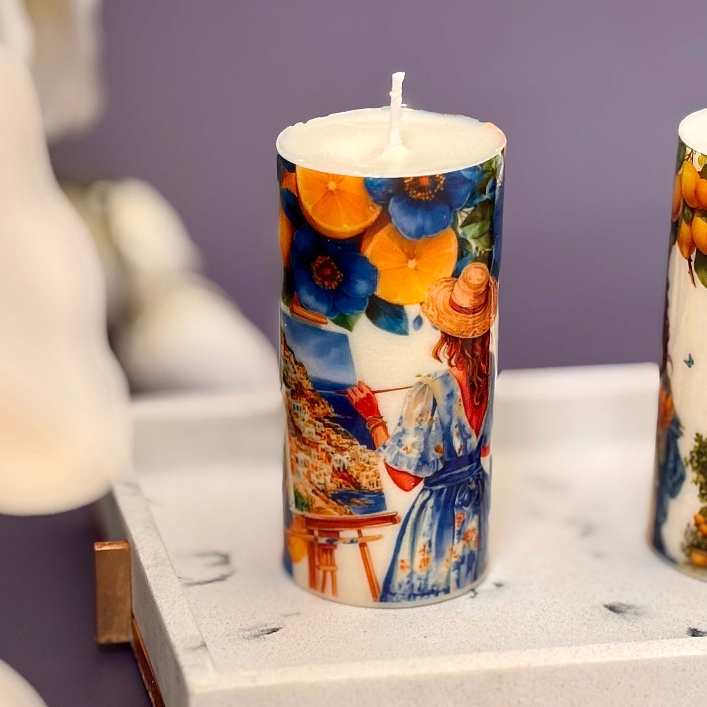 Edyinoka Candle – Handmade Decorative Candle with Painter Girl and Yellow Flowers – Summer Majolica Art in Blue Orange

