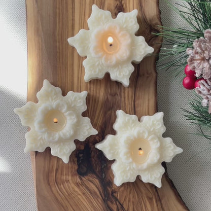 FESTIVE SNOWFLAKE SET