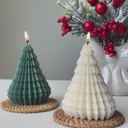 RIBBED CHRISTMAS TREE